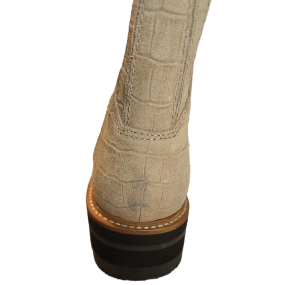 Marc Fisher Women Lizzie 2 Croc Print Lace-up Platform Cream Combat Boots Sz 8M - Picture 3 of 6